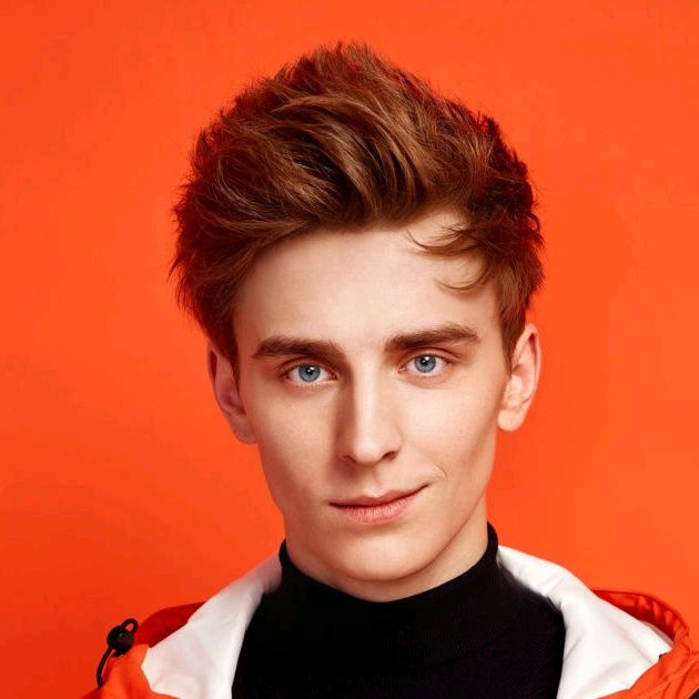 Влад Бумага on Instagram: "Пару рандомных фоток с БАЛИ Классная майка да?) Как у